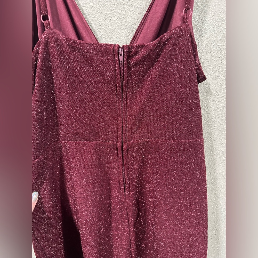 Trixxi Maroon Glitter Dress - Picture 5 of 6